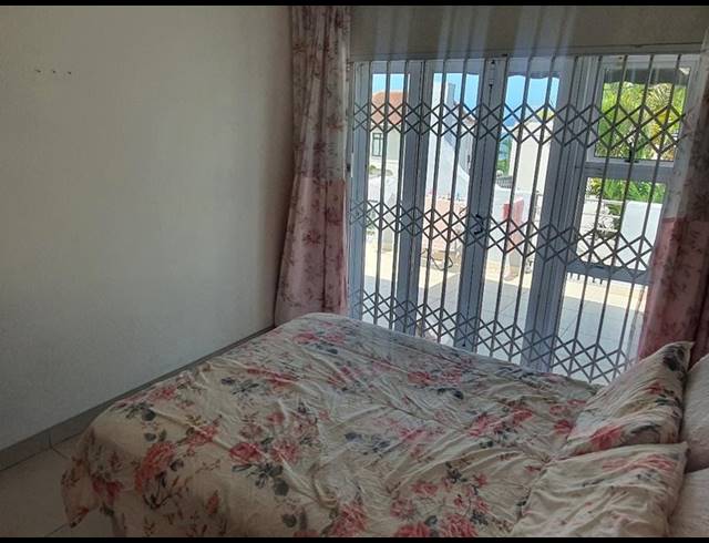 2 BEDROOM APARTMENT FOR SALE IN UMHLANGA CENTRAL